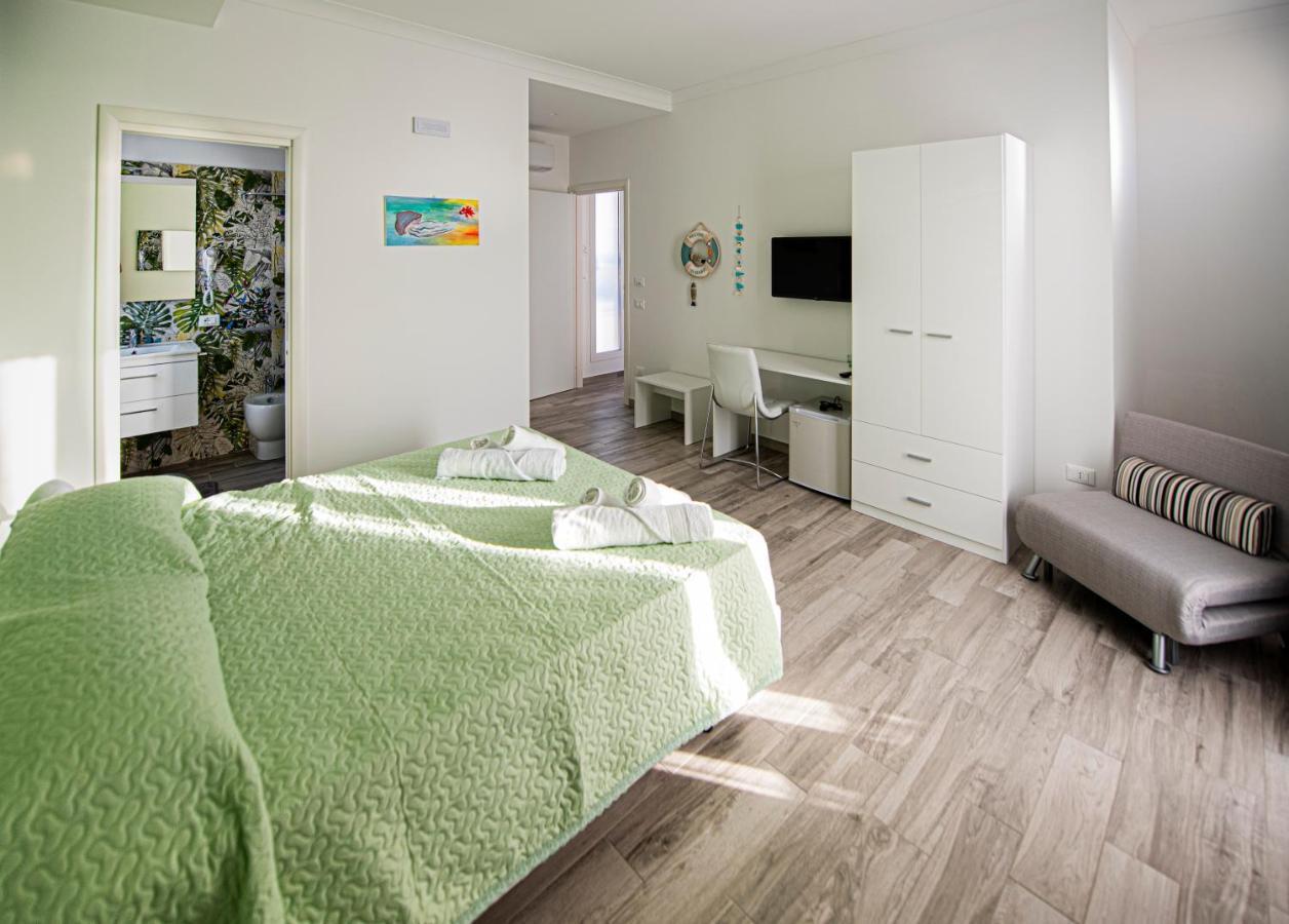 L' Arcobaleno B&B Castelluzzo Dış mekan fotoğraf